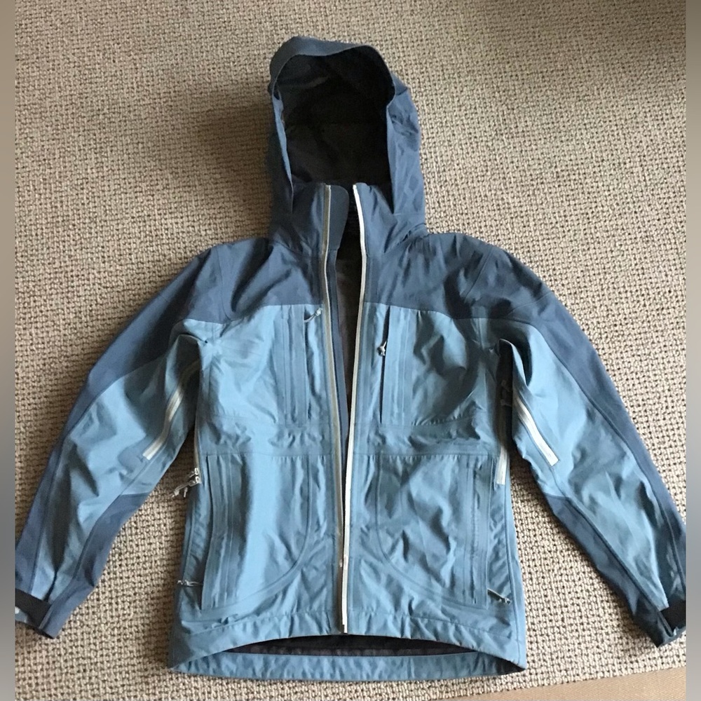 Arcteryx Gore-Tex shell jacket